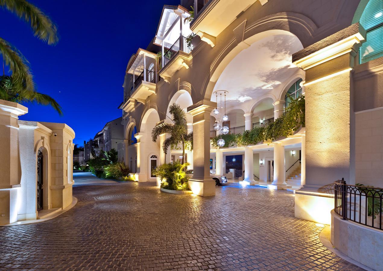 Port Ferdinand Marina & Luxury Residences Saint Peter Exterior photo